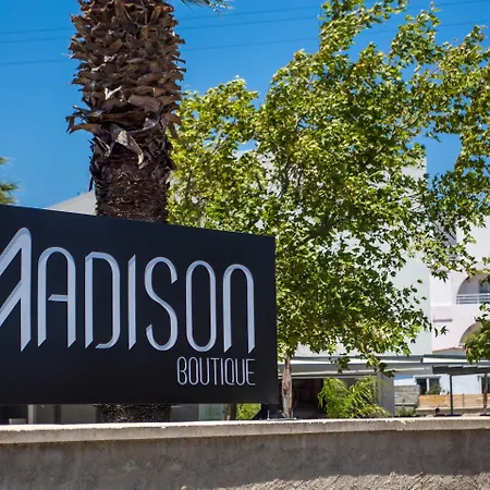 Madison Boutique, Ξενοδοχείο Φαληράκι