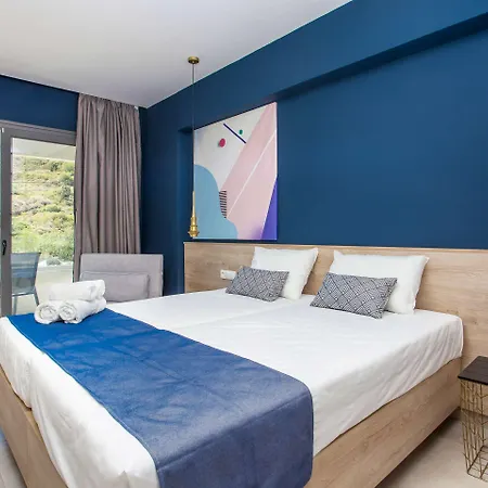 Madison Boutique, 2*