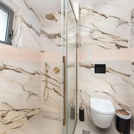 מלון Madison Boutique, 2*