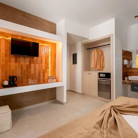 Madison Boutique, 2*