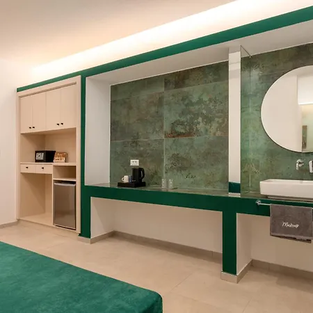 فندق Madison Boutique, فاليراكي