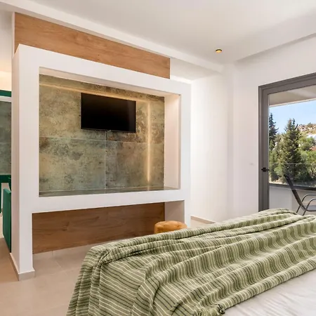 Madison Boutique, 2*
