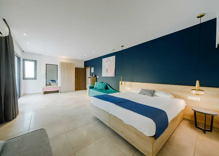 Madison Boutique, 2*