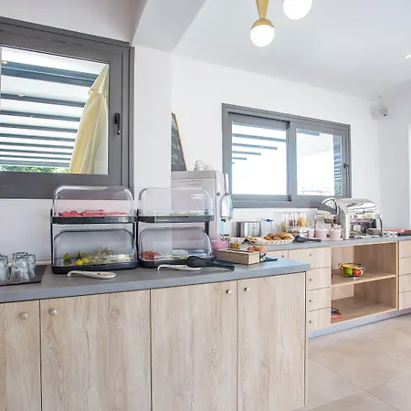 Madison Boutique, Szálloda 2*